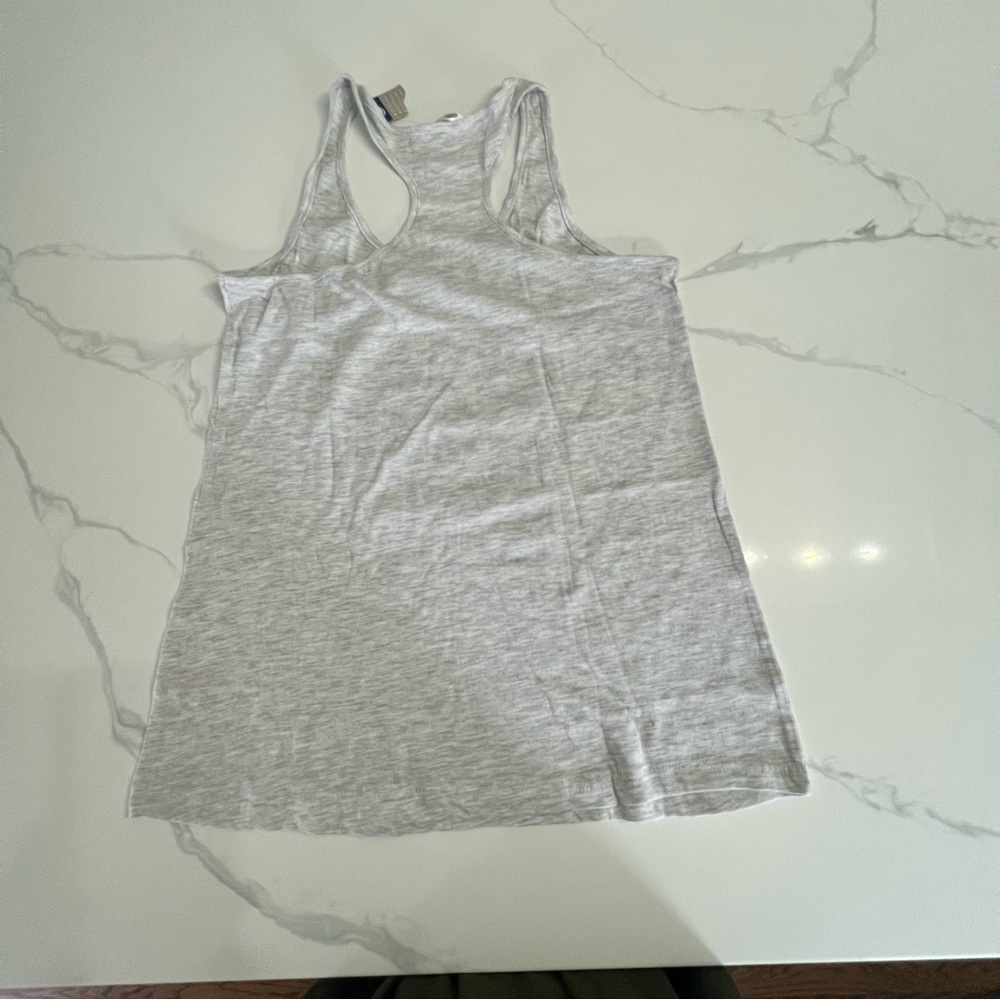 Woman’s gray tank top size medium - Picture 2 of 5